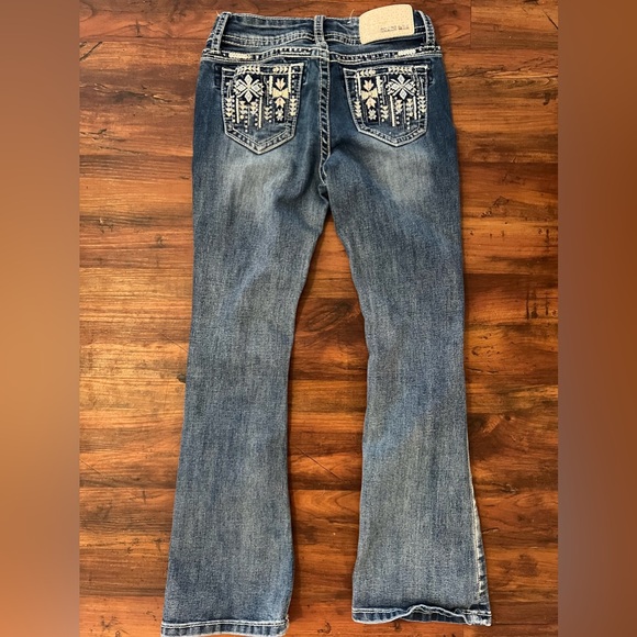 Grace in LA jeans - Picture 2 of 2